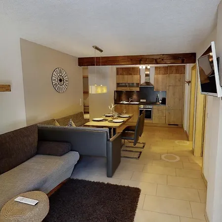 齐勒与小提琴公寓 公寓 *