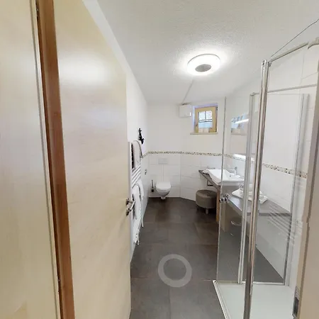 齐勒与小提琴公寓 * 迈尔霍芬